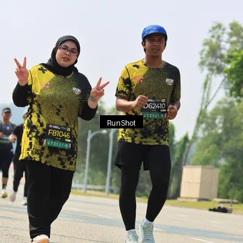 Runner Photo 7058172