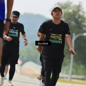 Runner Photo 7058182