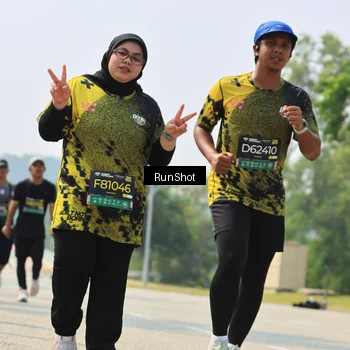 Runner Photo 7058184