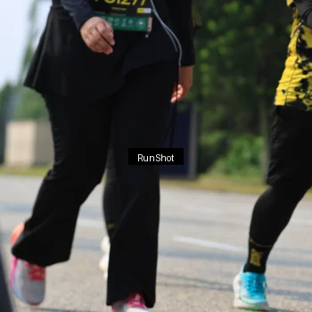Runner Photo 7058187