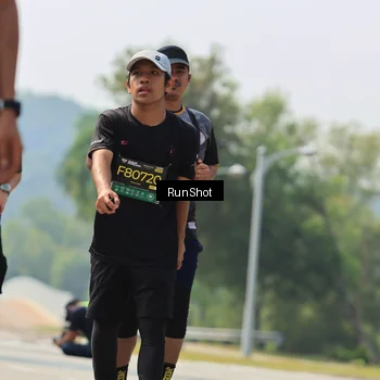 Runner Photo 7058188