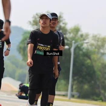 Runner Photo 7058189