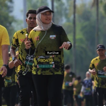 Runner Photo 7058190