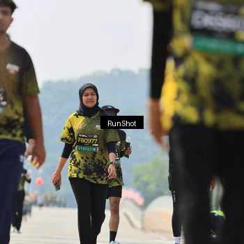 Runner Photo 7058195