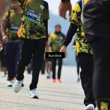 Runner Photo 7058196
