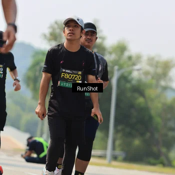 Runner Photo 7058198