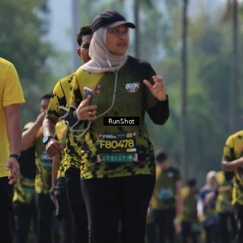 Runner Photo 7058201