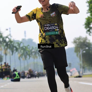 Runner Photo 7058204