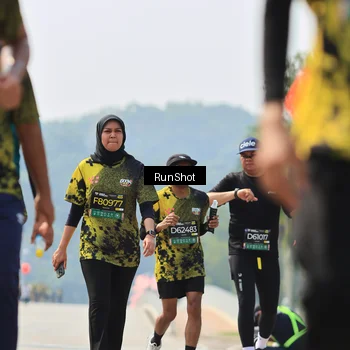 Runner Photo 7058207