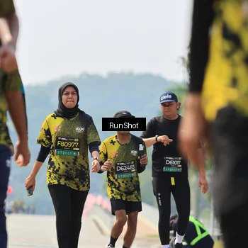 Runner Photo 7058208