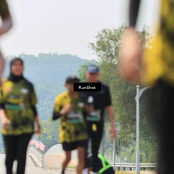 Runner Photo 7058211