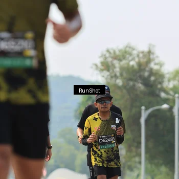 Runner Photo 7058213
