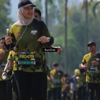 Runner Photo 7058230