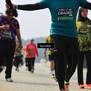 Runner Photo 7058255