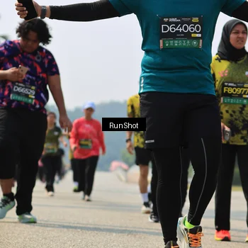 Runner Photo 7058256