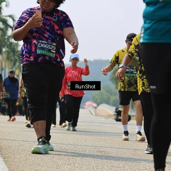 Runner Photo 7058258