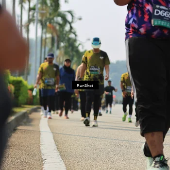 Runner Photo 7058269
