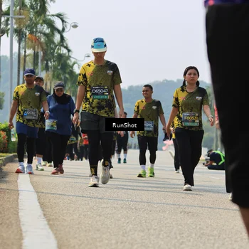 Runner Photo 7058282