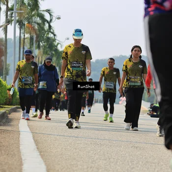 Runner Photo 7058284