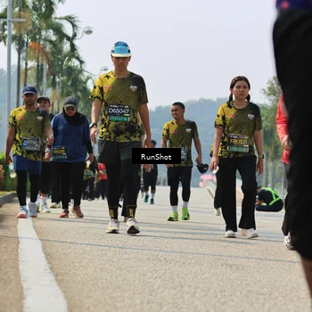 Runner Photo 7058286