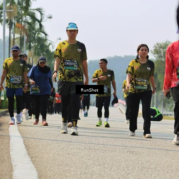 Runner Photo 7058287