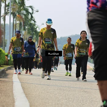 Runner Photo 7058288