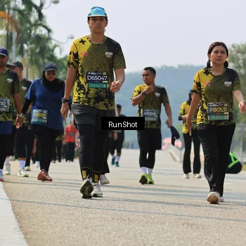 Runner Photo 7058293