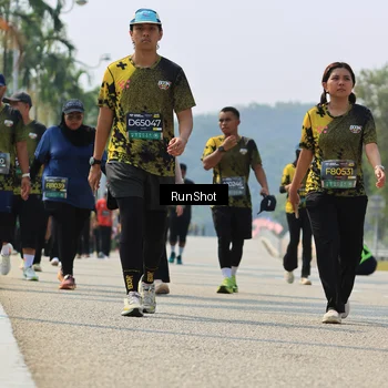 Runner Photo 7058303