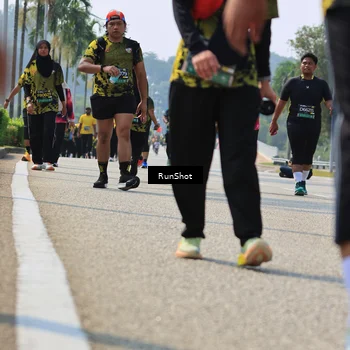 Runner Photo 7058324