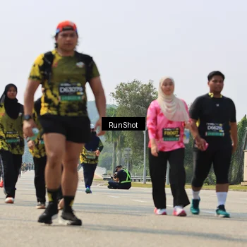 Runner Photo 7058350