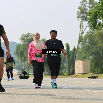 Runner Photo 7058351