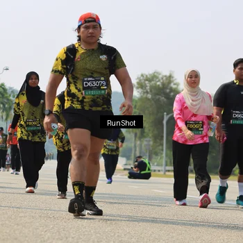 Runner Photo 7058353