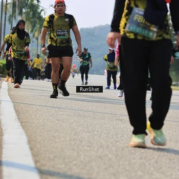 Runner Photo 7058358