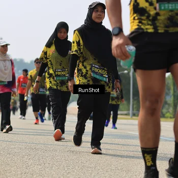 Runner Photo 7058373