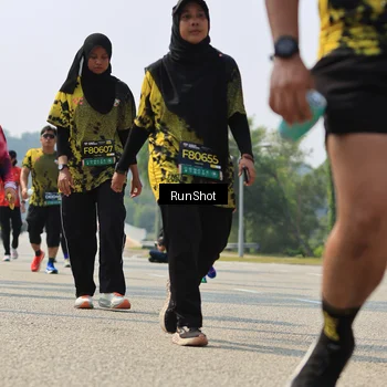 Runner Photo 7058376