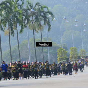 Runner Photo 7058392