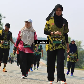 Runner Photo 7058393