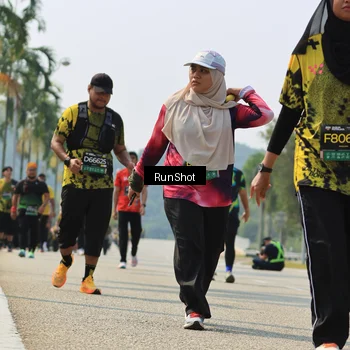 Runner Photo 7058400