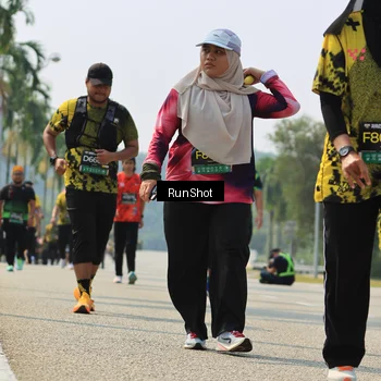 Runner Photo 7058403