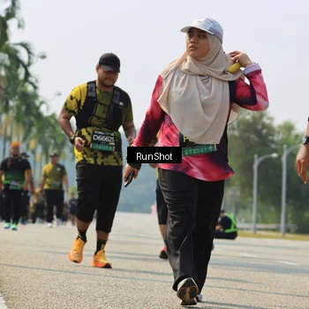 Runner Photo 7058409