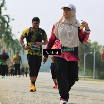 Runner Photo 7058411