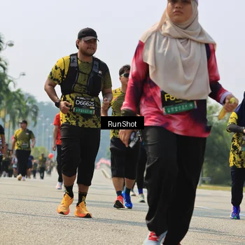 Runner Photo 7058413
