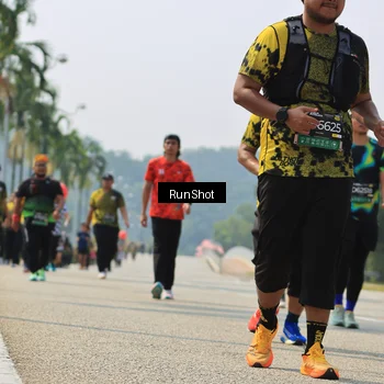 Runner Photo 7058435