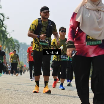 Runner Photo 7058440