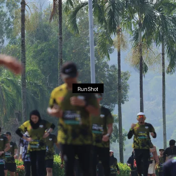 Runner Photo 7058459