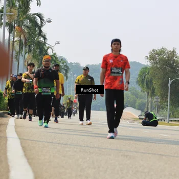 Runner Photo 7058470