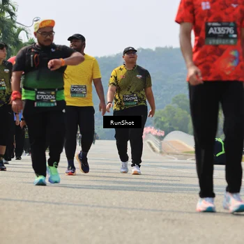 Runner Photo 7058478