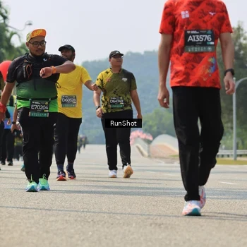 Runner Photo 7058480