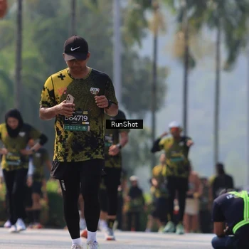 Runner Photo 7058502