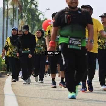 Runner Photo 7058505